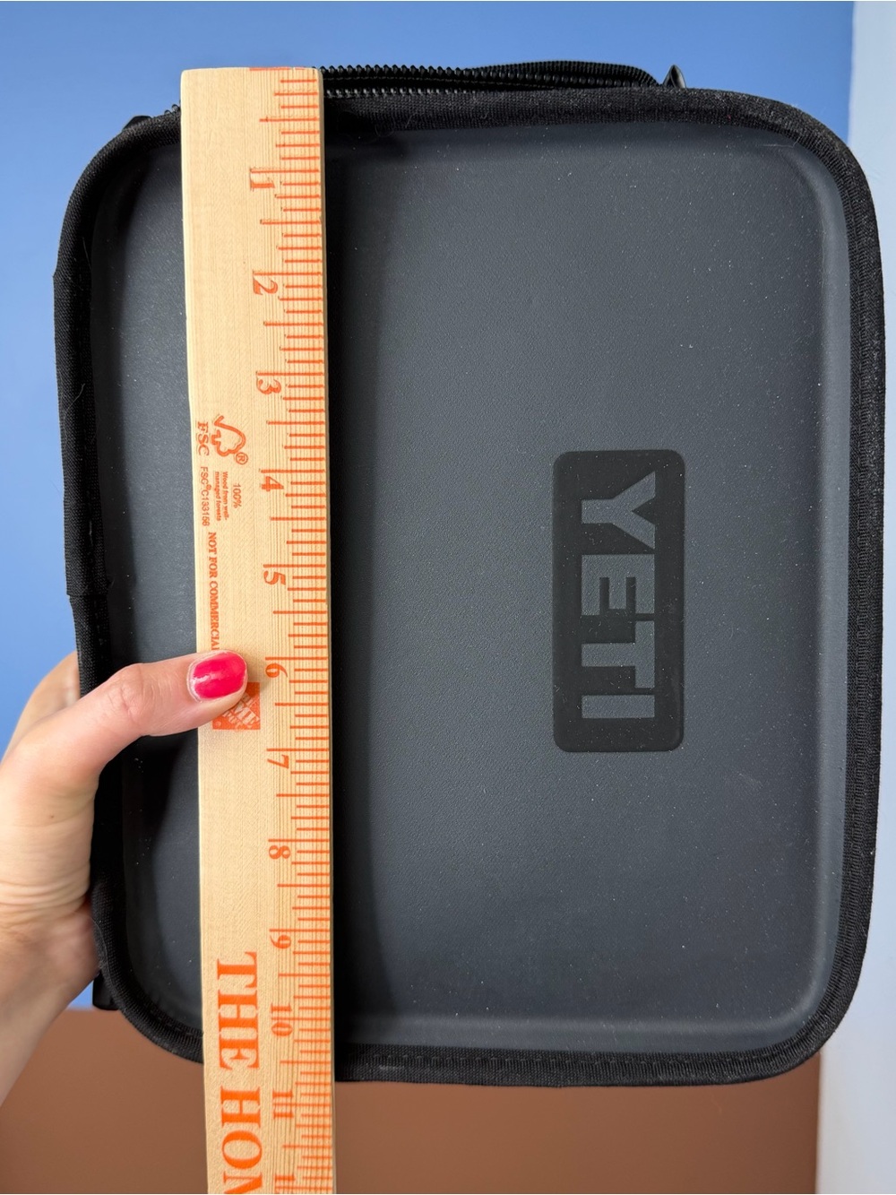 YETI Daytrip Lunch Box Black Grey - Picture 5 of 5